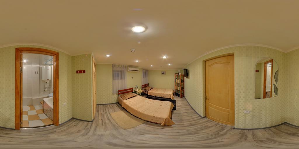 Yellowunlimited Hotel Κχαρκίβ Εξωτερικό φωτογραφία