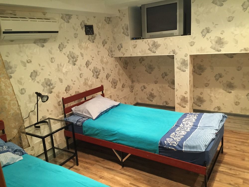 Yellowunlimited Hotel Κχαρκίβ Εξωτερικό φωτογραφία