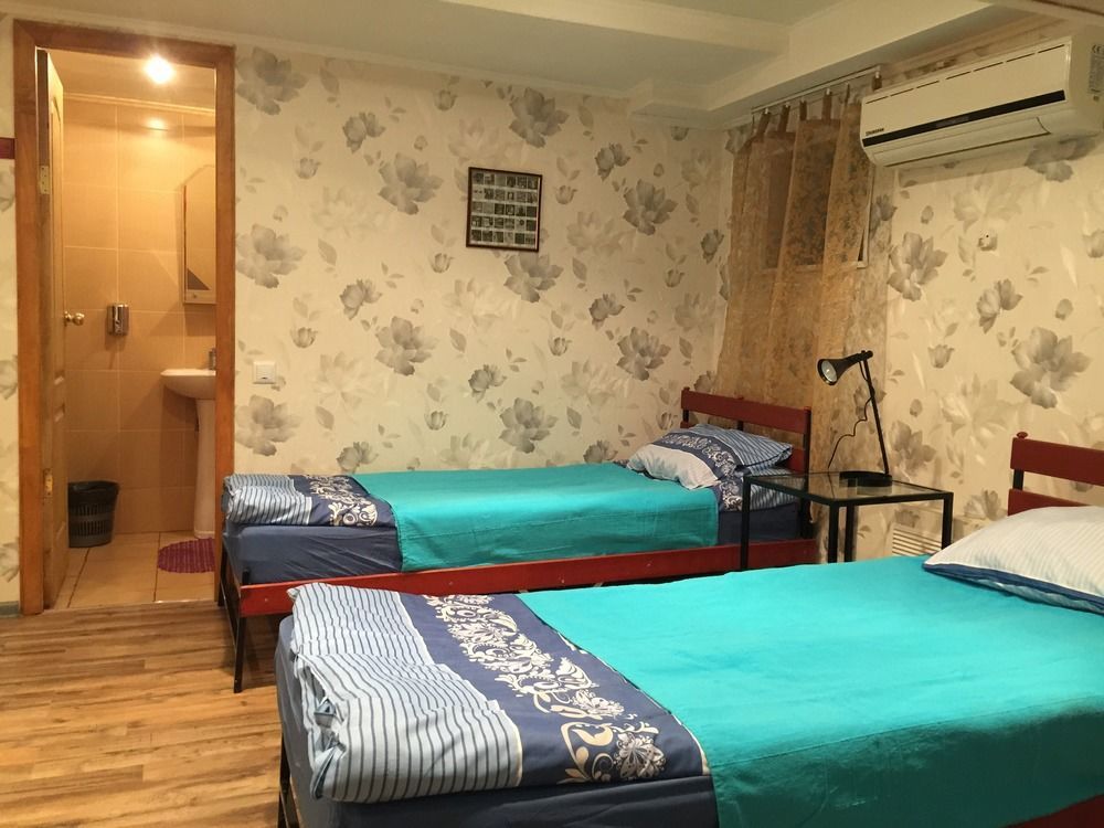 Yellowunlimited Hotel Κχαρκίβ Εξωτερικό φωτογραφία