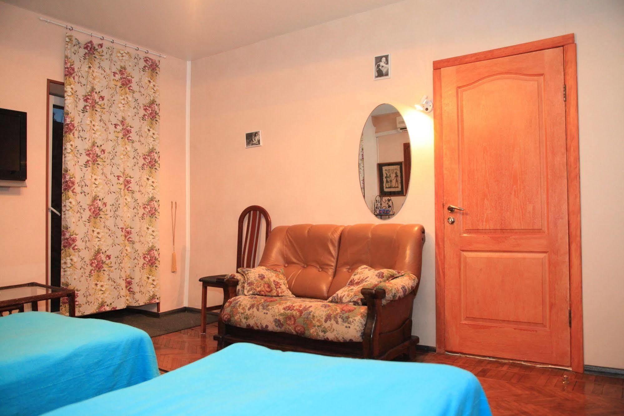 Yellowunlimited Hotel Κχαρκίβ Εξωτερικό φωτογραφία