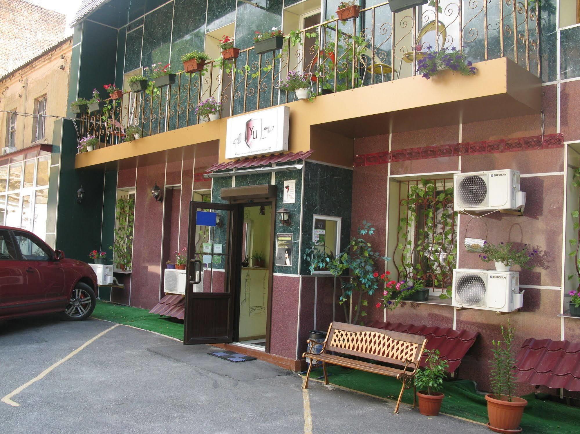 Yellowunlimited Hotel Κχαρκίβ Εξωτερικό φωτογραφία